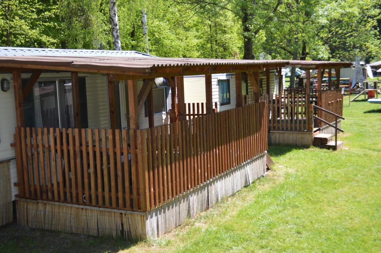 Mobilheim kemp Roznov pod Radhostem Exterior foto