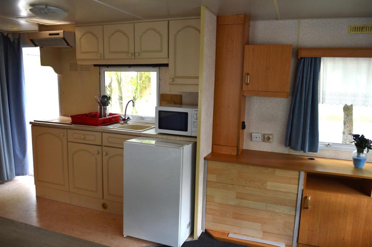 Mobilheim kemp Roznov pod Radhostem Exterior foto